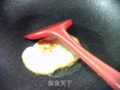 Make Fryed eggs, chubby noodle step 1