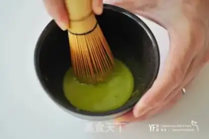 Make Panda flowers with tea and coconut powder step 0