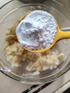 Make Banana waffles step 1