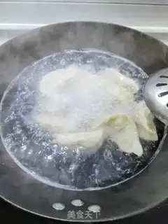Make Pork dumplings step 3