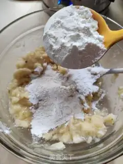 Make Banana waffles step 2
