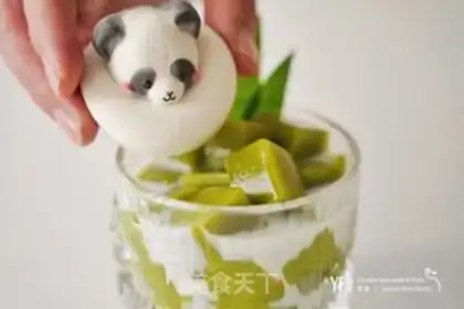Make Panda flowers with tea and coconut powder step 6