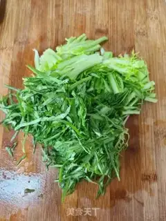 Make Garlic daisies step 1