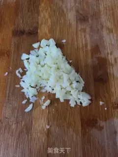 Make Garlic daisies step 2