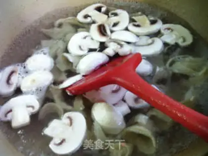 Make Mushroom noodles step 3