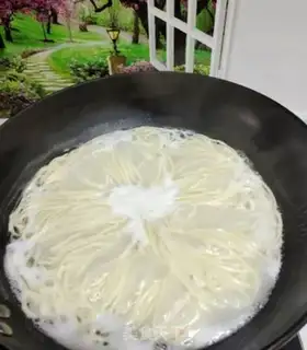 Make Breakfast egg noodles step 7