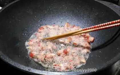 Make Snack of garlic and beans step 2