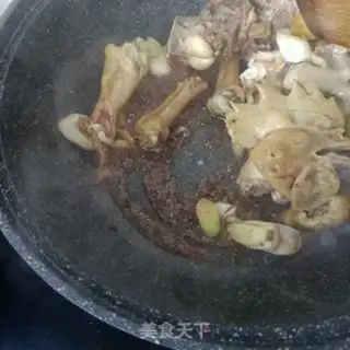 Make Chicken-cooked mushrooms step 11