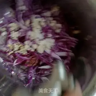 Make Chicken leg with purple kale step 5