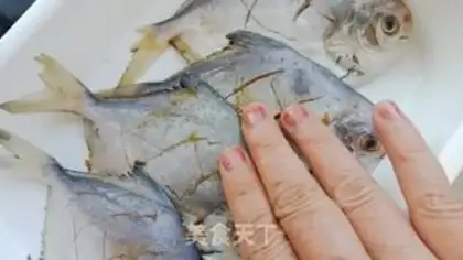 Make Dry-fried mackerel step 5