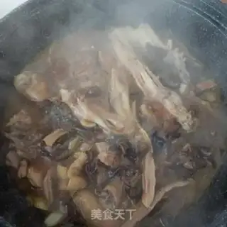 Make Chicken-cooked mushrooms step 16