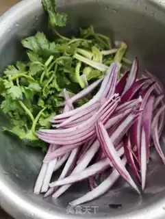 Make Carrot and yellow florist step 3