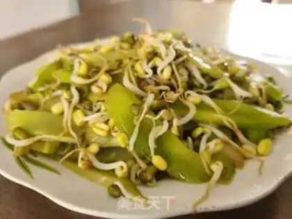 Make The green bean sprouts step 5