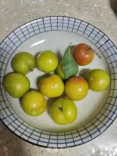 Make A cucumber plum step 0