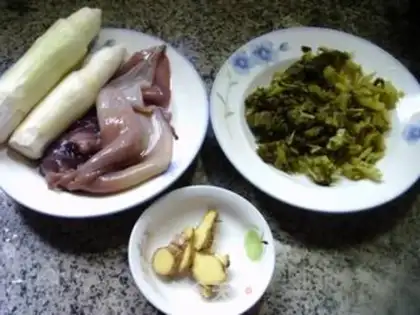 Make The pickled squid is white step 0