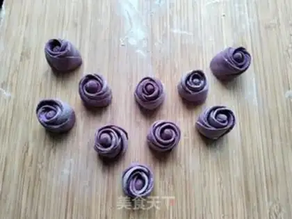 Make Smoky roses step 14