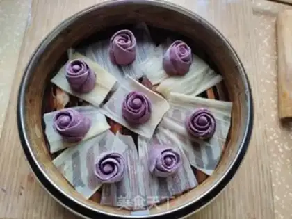 Make Smoky roses step 15