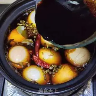 Make Five spicy tea eggs step 7