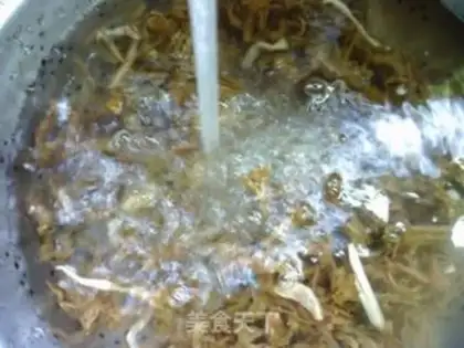 Make Scrambling and burning potatoes step 2