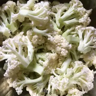 Make Flower salad step 0