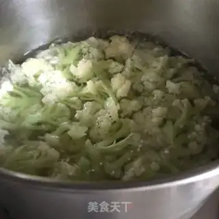 Make Flower salad step 3