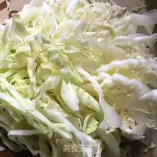 Make Beef cake and salad step 1