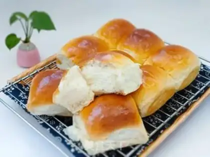 Make Old bread step 0