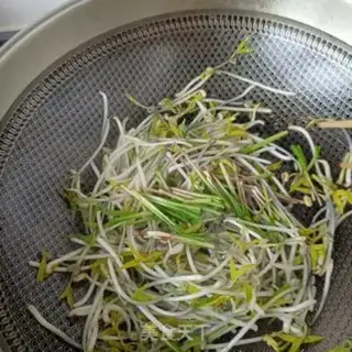 Make Scrambled bean sprouts step 11
