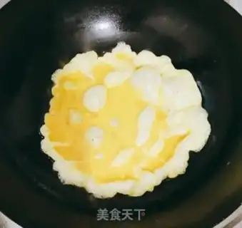 Make Tomato fried eggs step 0