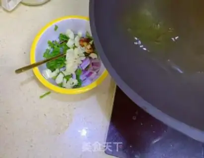 Make Onion chicken wings step 4