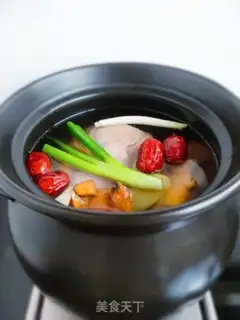 Make Fresh chicken soup step 2