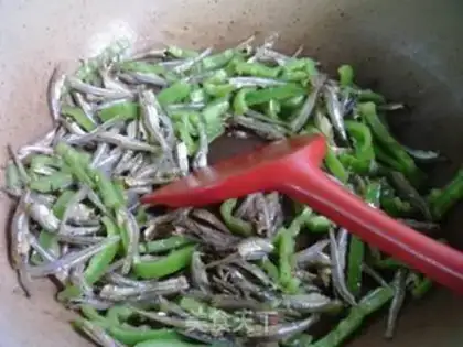 Make Pepper fried fish step 3