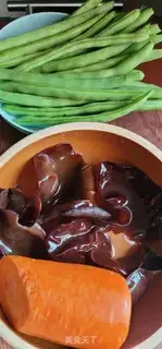 Make Three-colour fried step 0