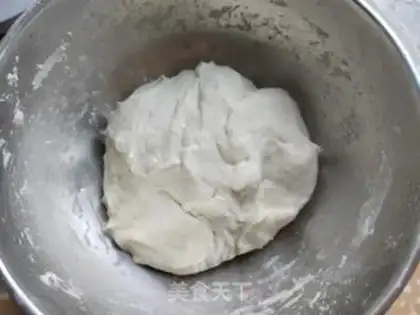 Make A meatloaf egg pie step 0