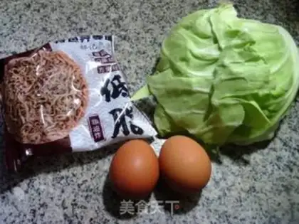 Make Eggs and cabbage step 0