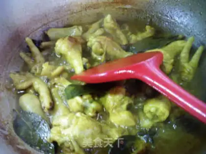 Make Curry chicken wings, chicken claws step 11