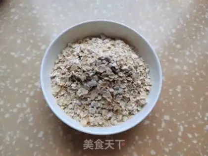 Make Meat and sweet pea oatmeal step 1