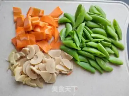 Make Carrot gravy step 1