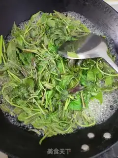 Make Eggs love sprouts step 2