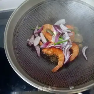 Make Onion broccoli step 10