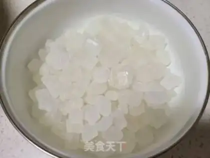 Make Apricot cans step 6