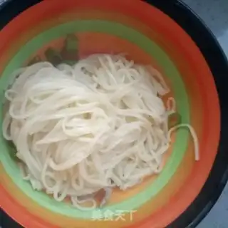 Make Peas with hot cucumber noodles step 11