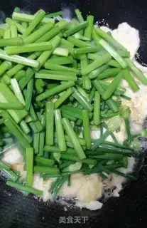 Make Fried eggs with moss step 4