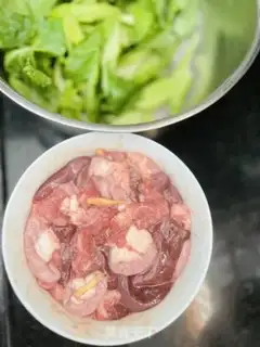 Make Scrawny mustard soup step 0