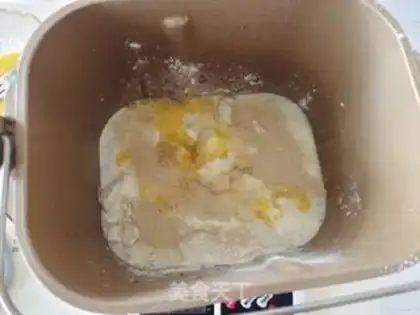 Make Japanese doodle bread step 1