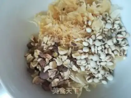 Make Silver-eared rice congee step 1