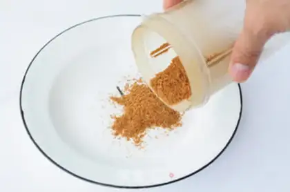 Make Five spicy duck eggs step 2