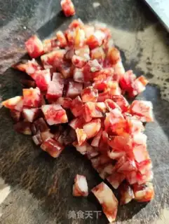 Make Weed-weed garlic rice step 1
