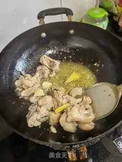 Make Pigtails burning potatoes step 3