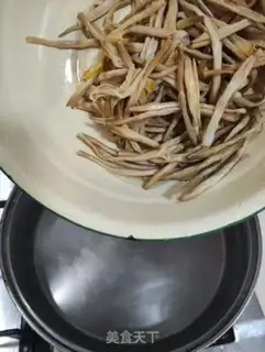 Make Scrambled sausage step 2